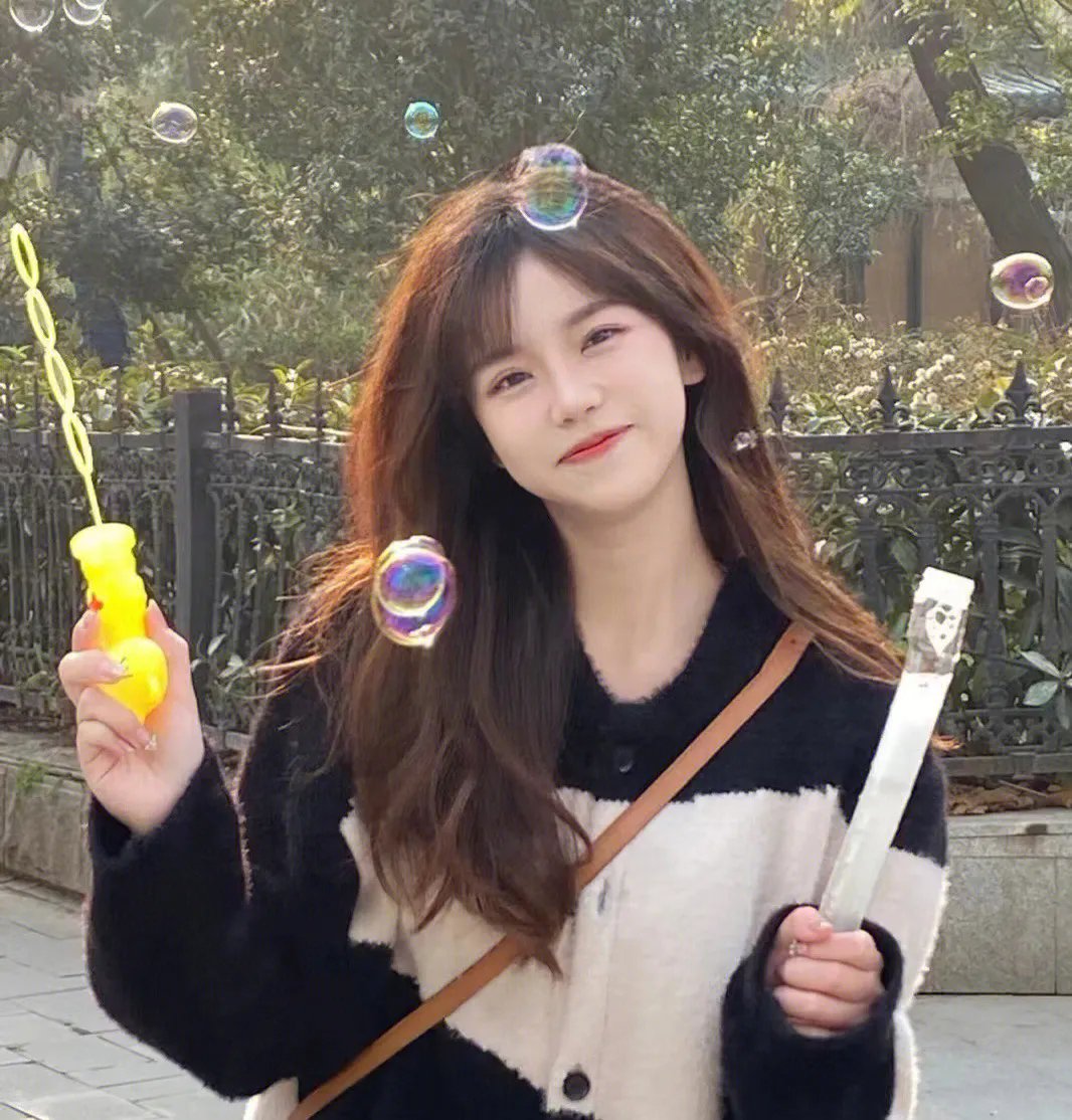 瓦莱莉和她的奇迹一周